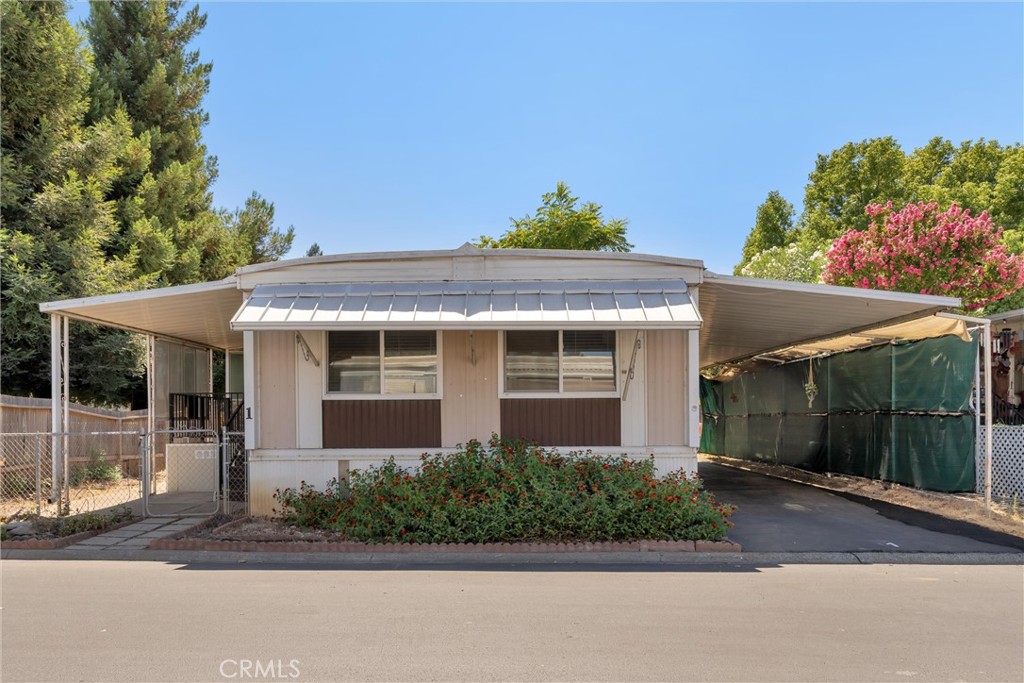 982 E Lassen Avenue 1 Property Photo 1