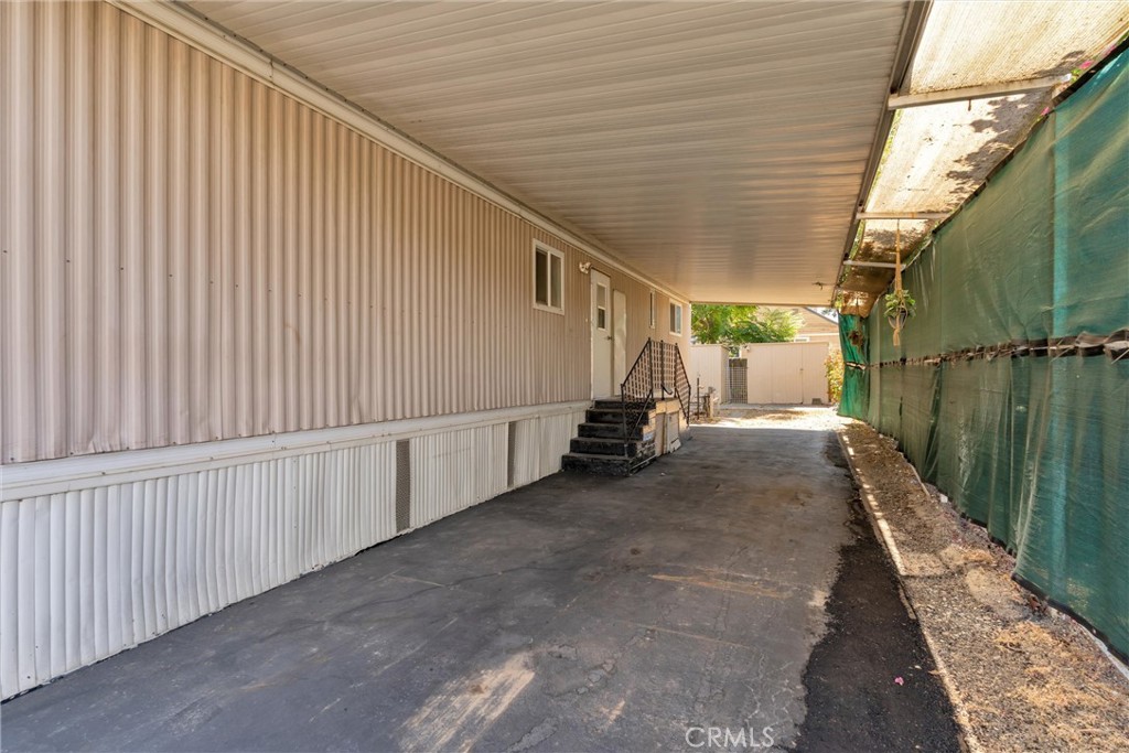 982 E Lassen Avenue 1 Property Photo 28