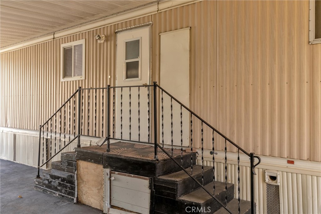 982 E Lassen Avenue 1 Property Photo 30