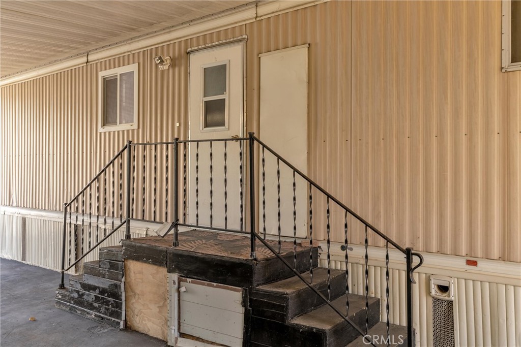 982 E Lassen Avenue 1 Property Photo 30