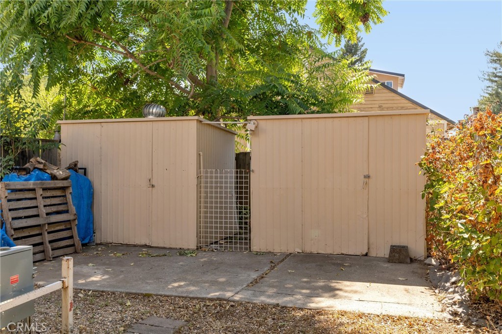 982 E Lassen Avenue 1 Property Photo 33
