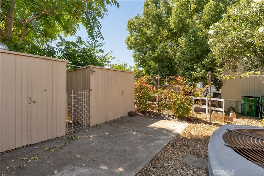 982 E Lassen Avenue 1 Property Photo 41