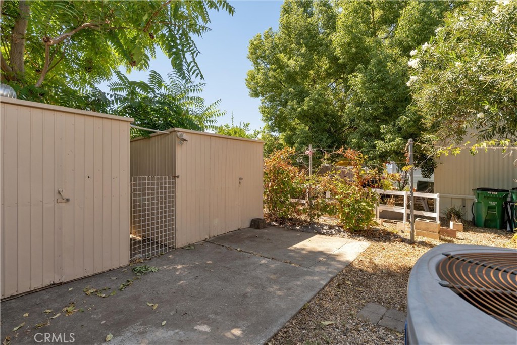982 E Lassen Avenue 1 Property Photo 41