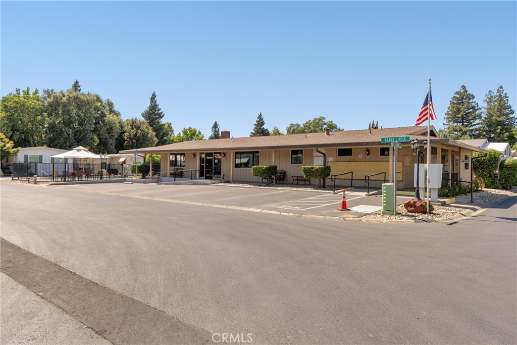982 E Lassen Avenue 1 Property Photo 42