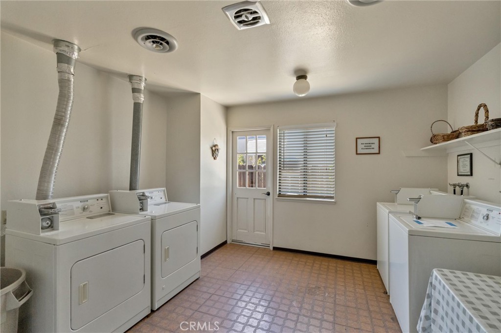 982 E Lassen Avenue 1 Property Photo 55