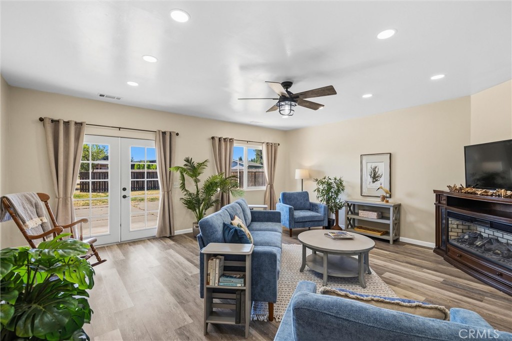 13899 Garner Ln Property Photo 15