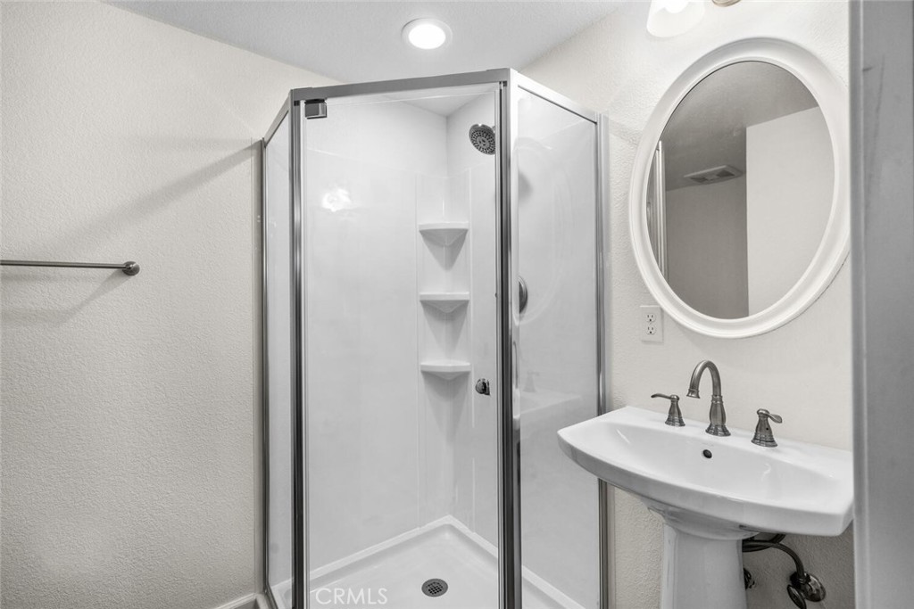 474 Castle Property Photo 26