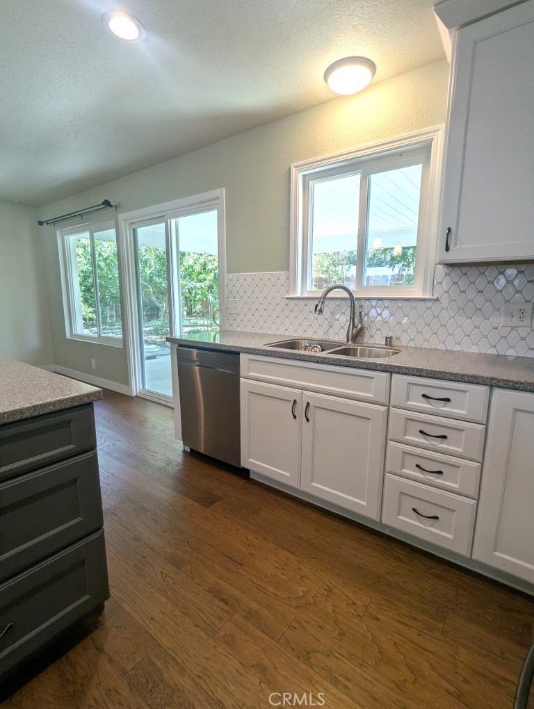 6262 Canella Drive Property Photo 10