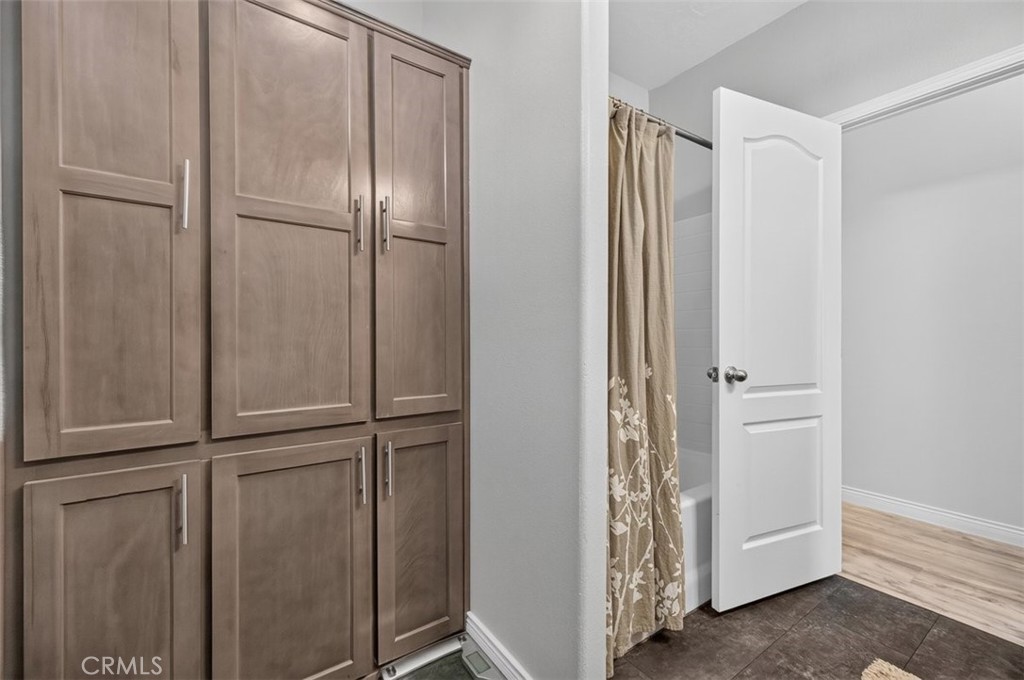6205 Lancaster Property Photo 34