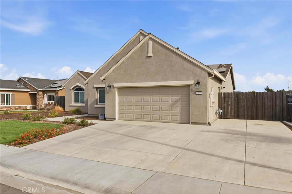 310 Sunrise Property Photo 3