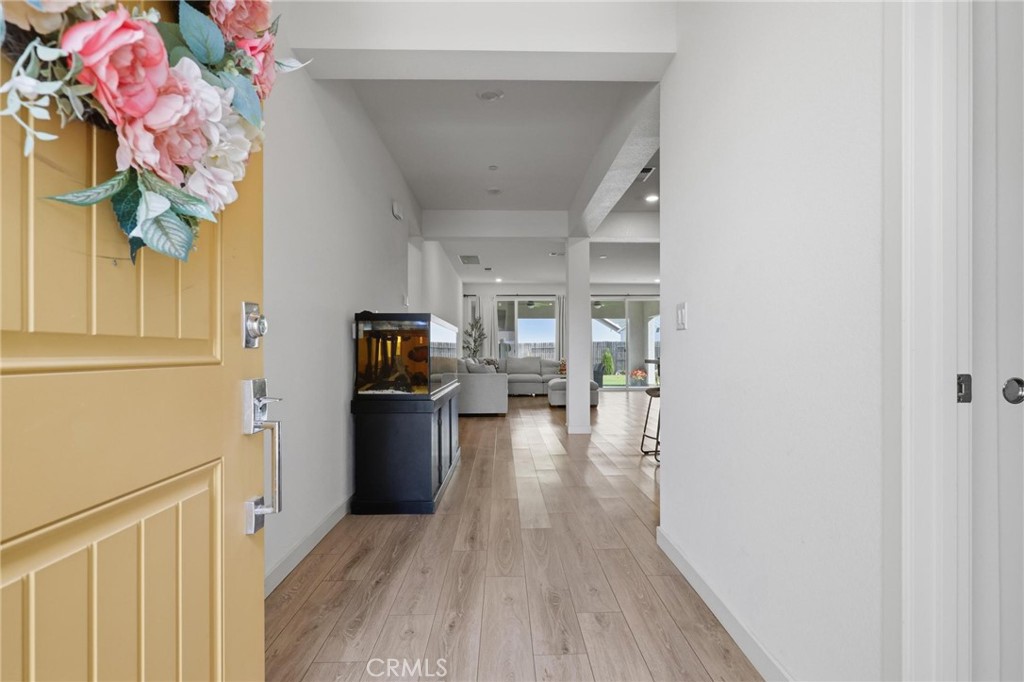 310 Sunrise Property Photo 5