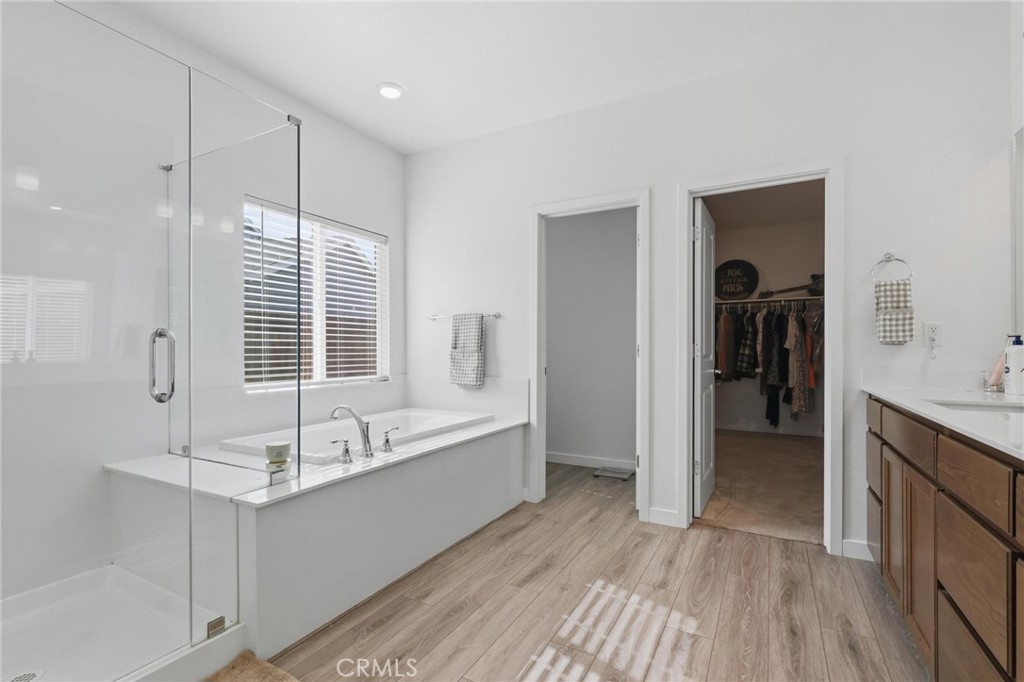 310 Sunrise Property Photo 21