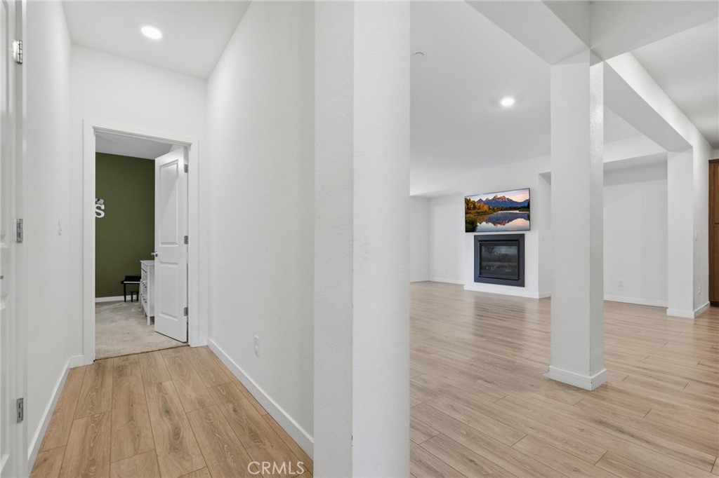 310 Sunrise Property Photo 26