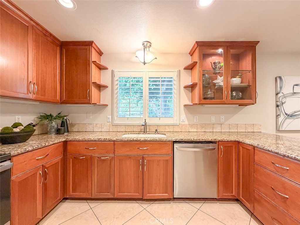 951 Madrone Property Photo 10