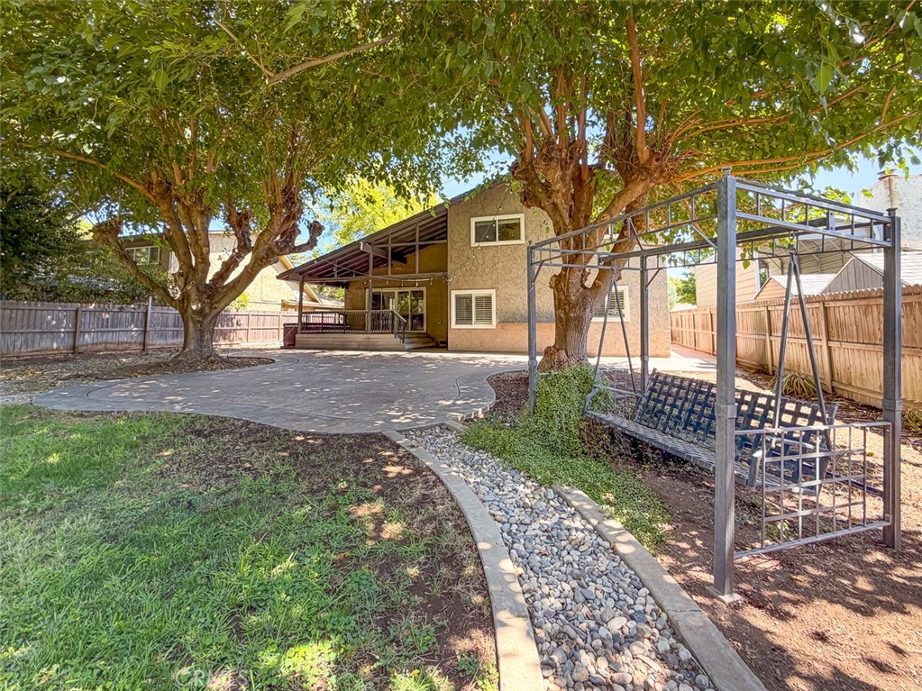 951 Madrone Property Photo 33