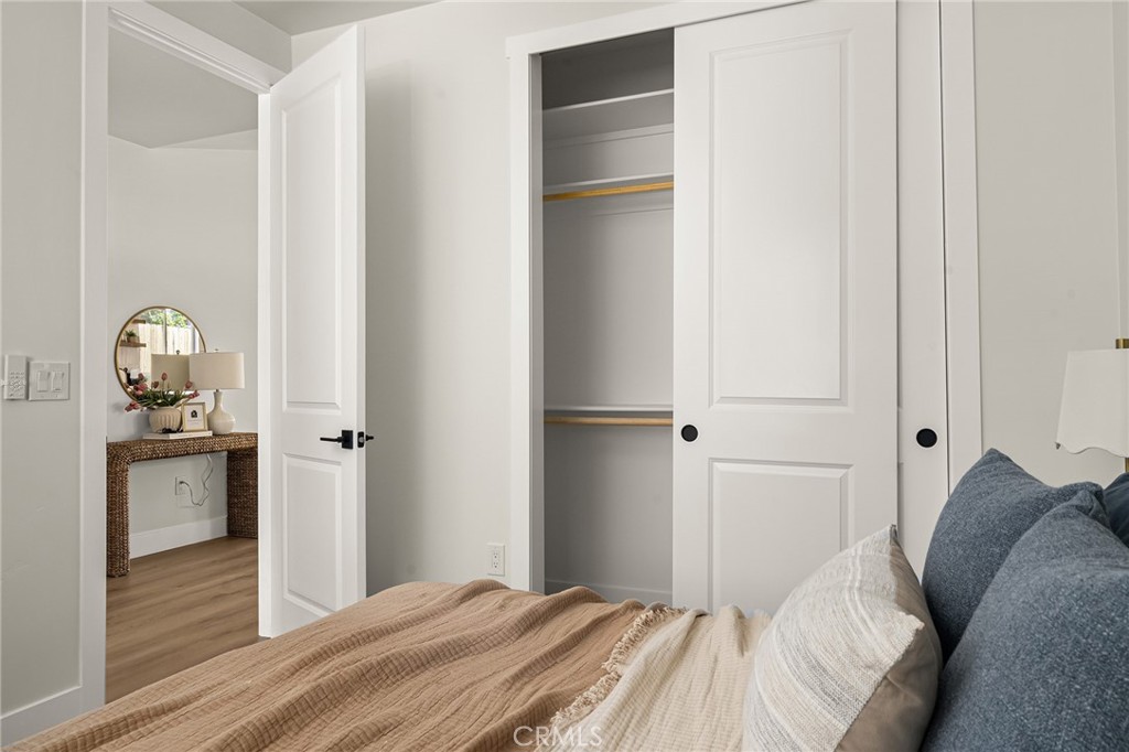 5865 Yorkshire Property Photo 32