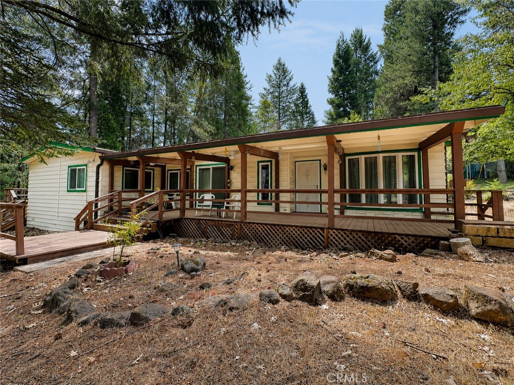 14402 Vine St Property Photo