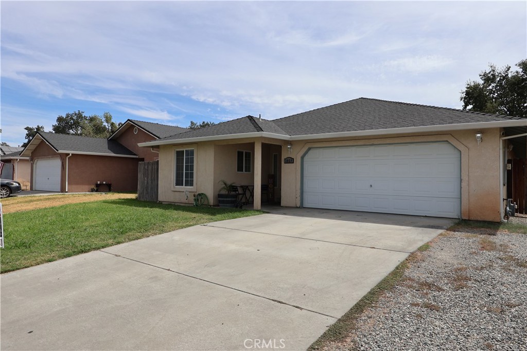 2059 Blossom Property Photo 2