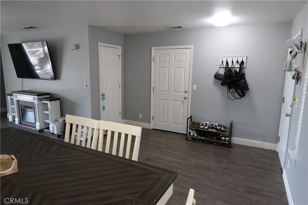 2059 Blossom Property Photo 9