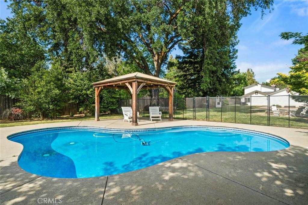 2897 Cussick Avenue Property Photo 2