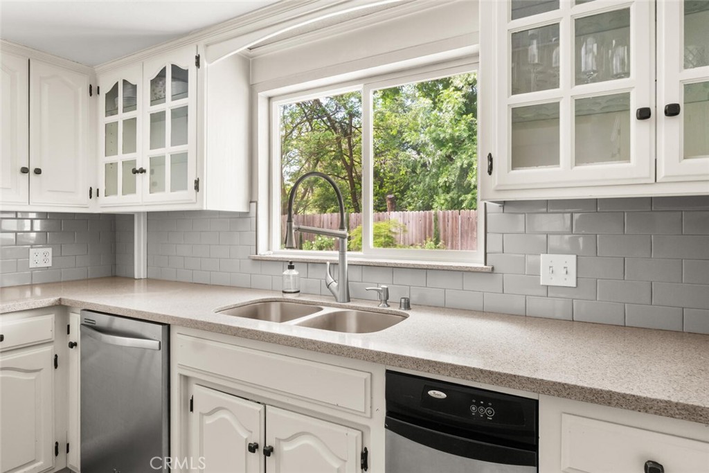 2897 Cussick Avenue Property Photo 13