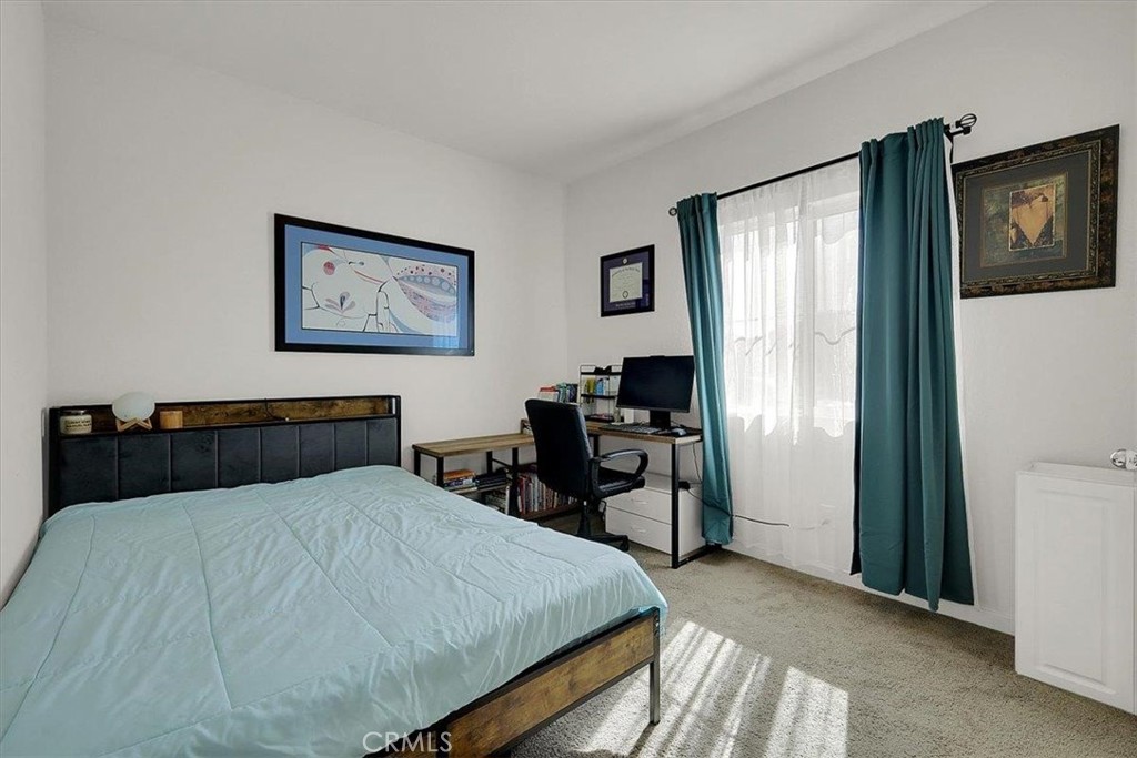789 Chalice Creek Drive Property Photo 16