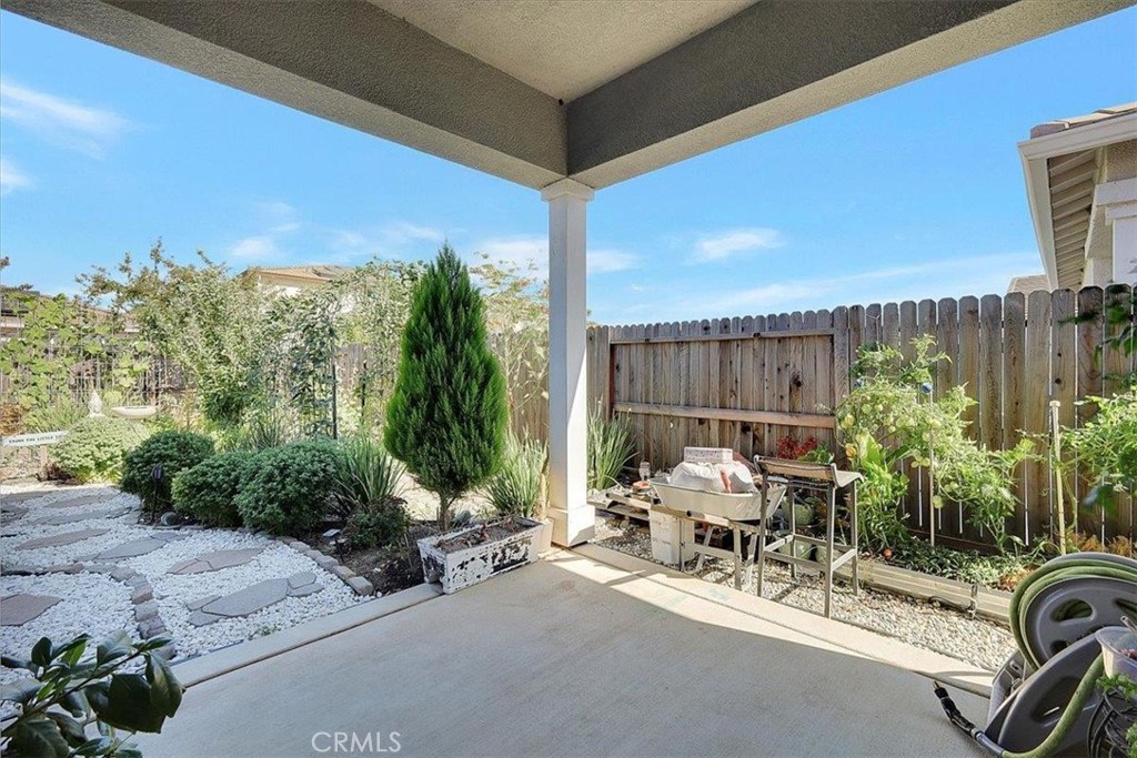 789 Chalice Creek Drive Property Photo 20