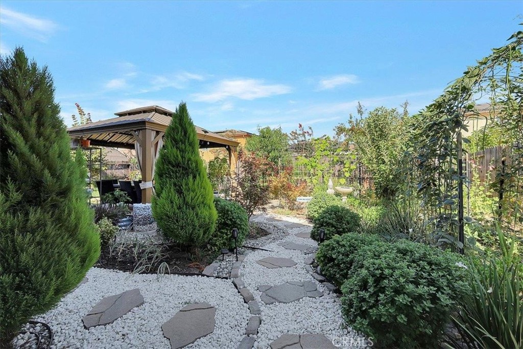 789 Chalice Creek Drive Property Photo 22