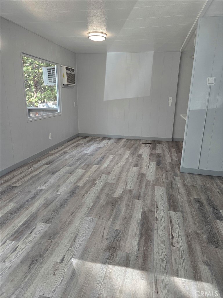 14390 Tulane Court Property Photo 7