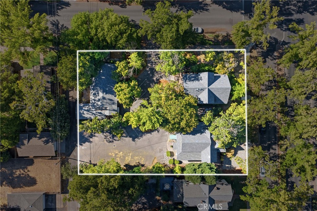 1361 Esplanade Property Photo 1