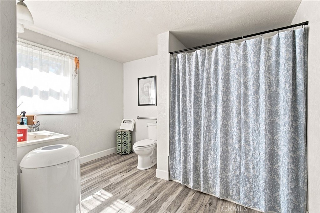 1361 Esplanade Property Photo 44