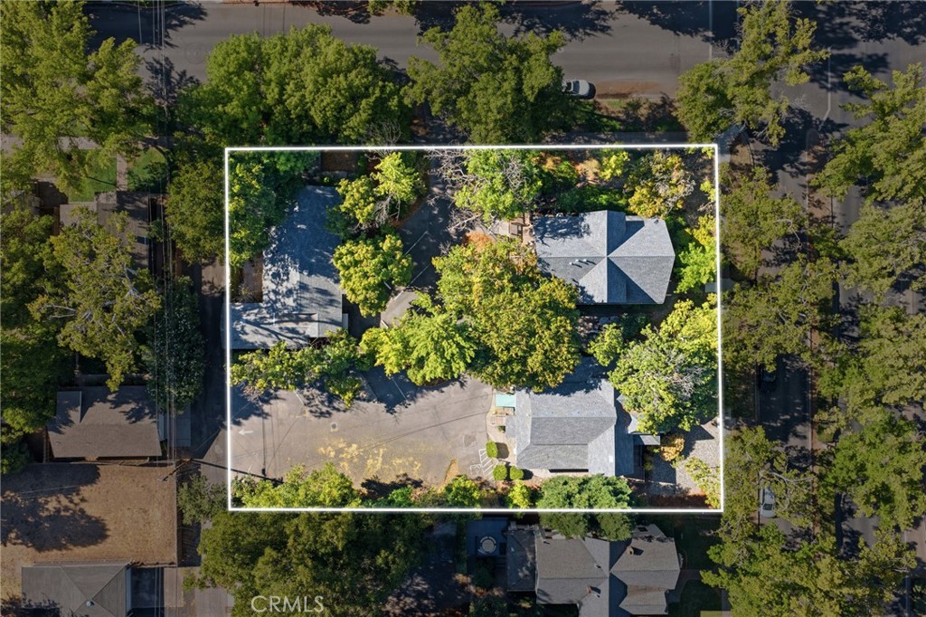 1361 Esplanade Property Photo 1