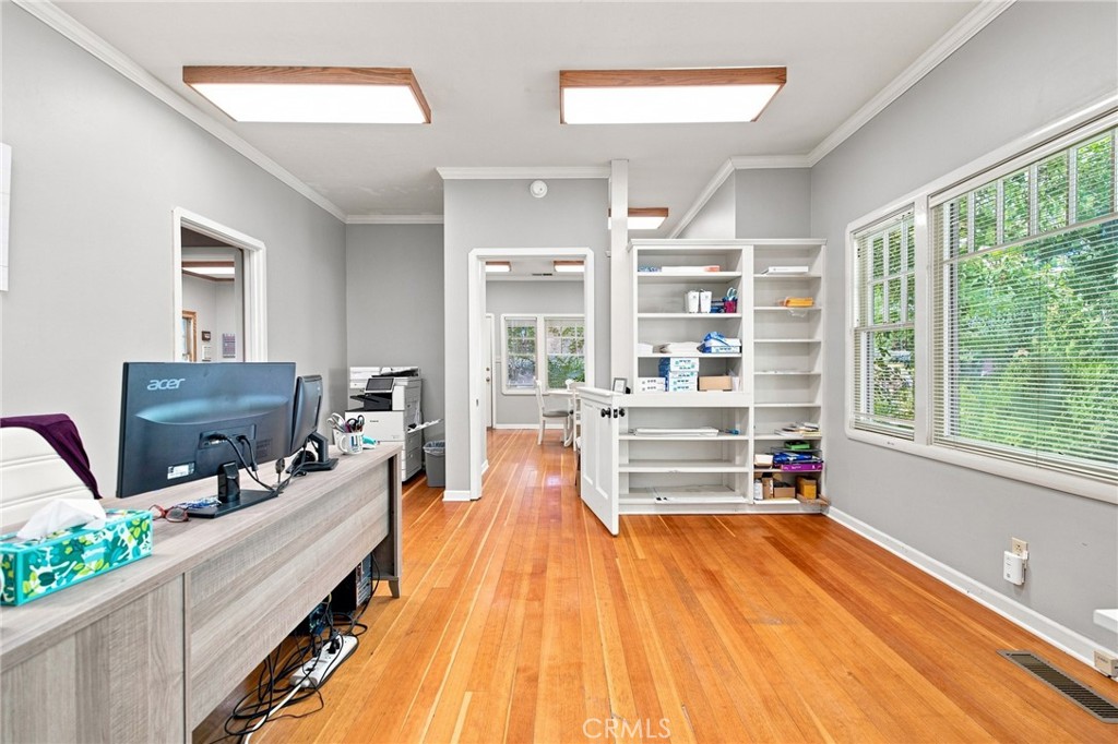 1361 Esplanade Property Photo 24