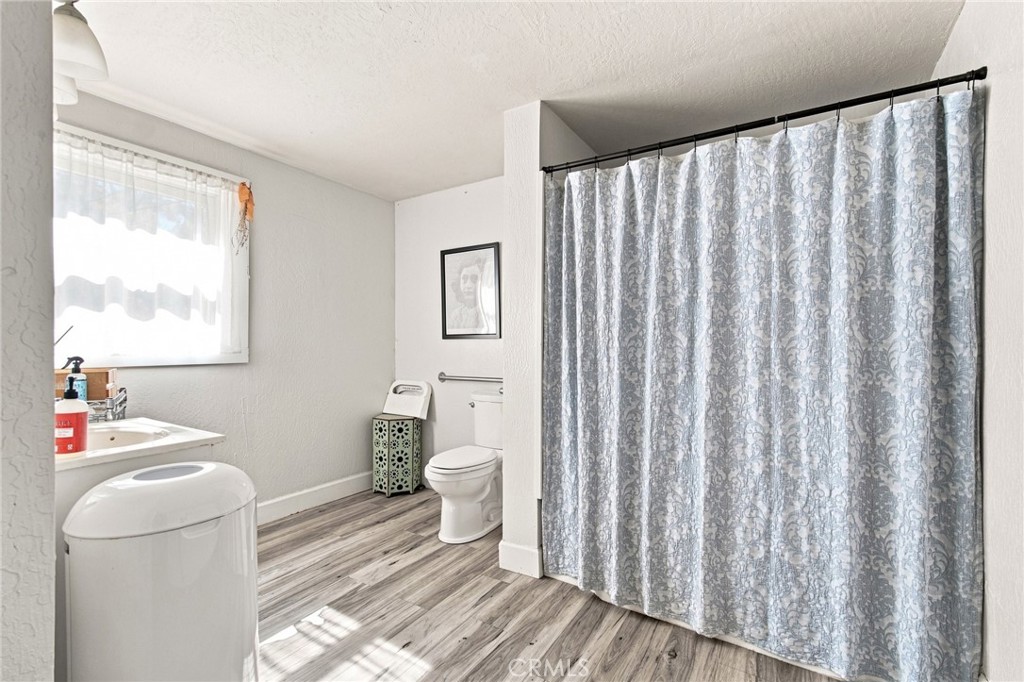 1361 Esplanade Property Photo 44
