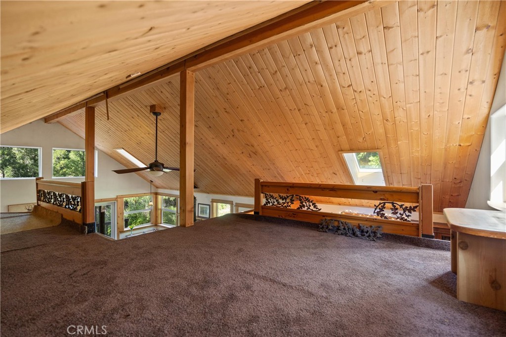 1468 12th Mile Bar Property Photo 7