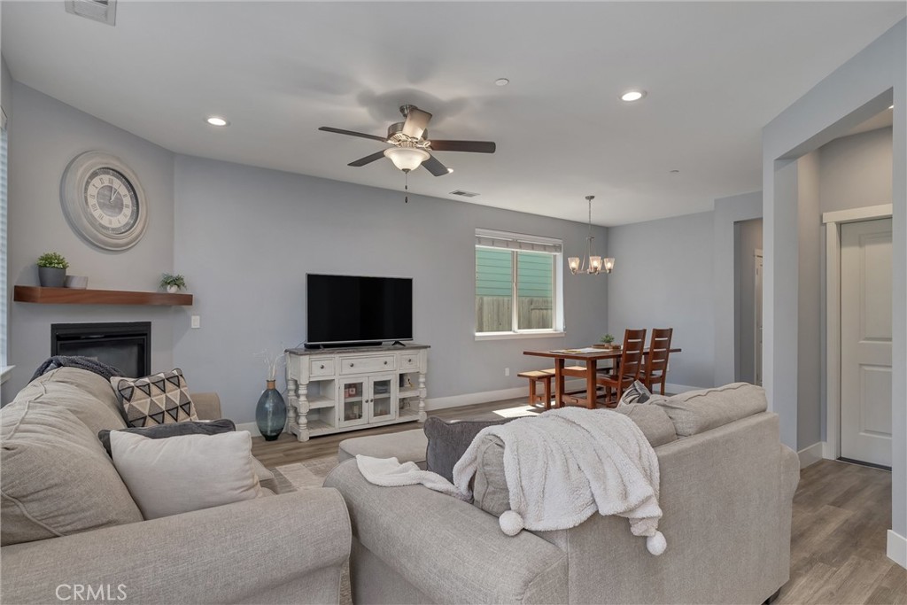 1105 Cork Oak Property Photo 9