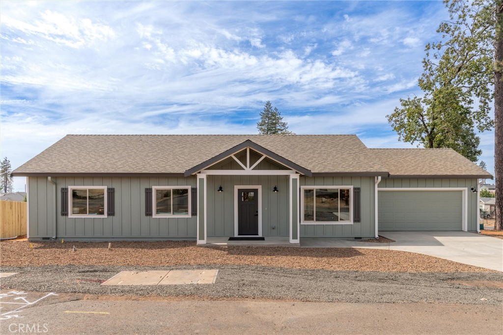 6183 Bowles Boulevard Property Photo 2