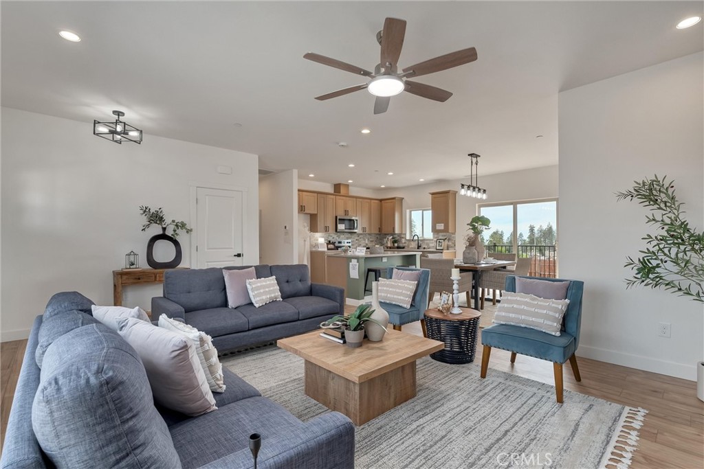 6183 Bowles Boulevard Property Photo 11