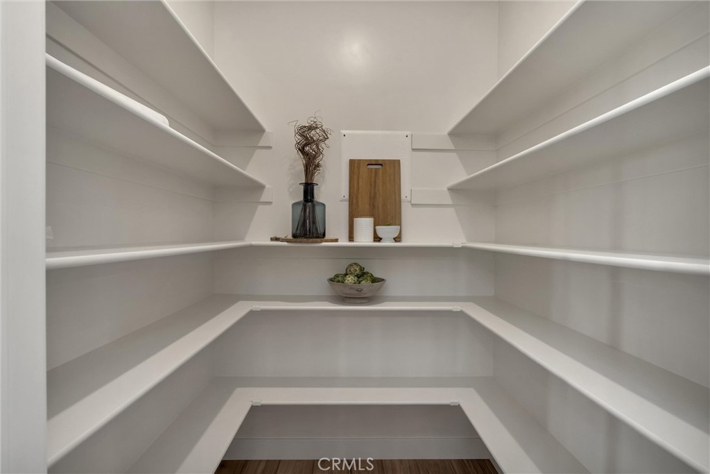 6183 Bowles Boulevard Property Photo 18
