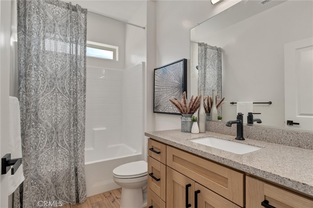6183 Bowles Boulevard Property Photo 19