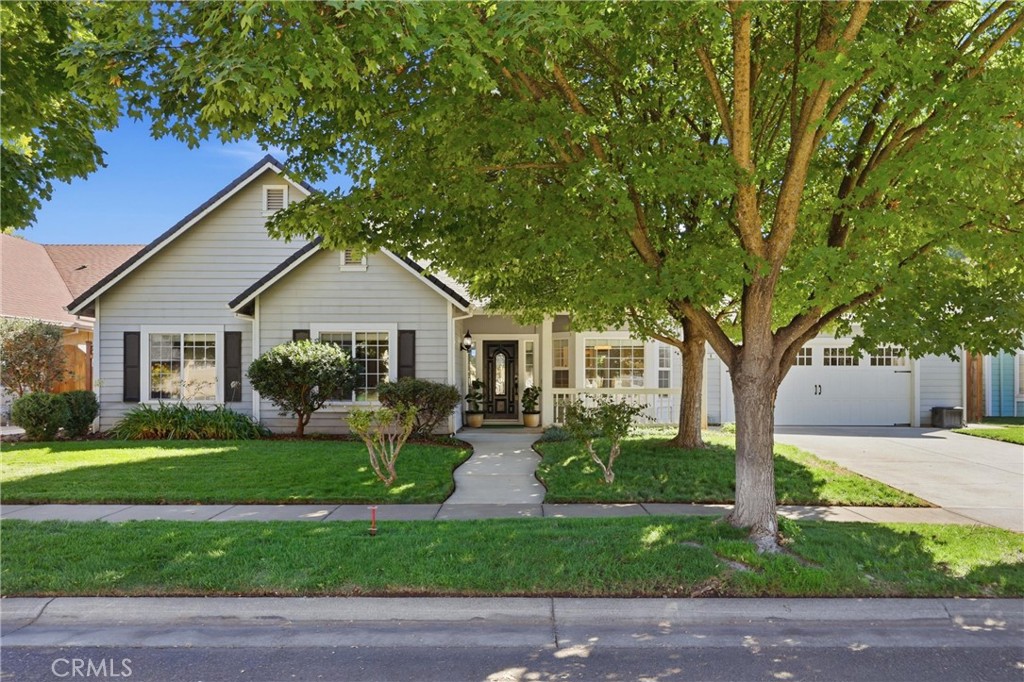 4 Stratford Way Property Photo 1