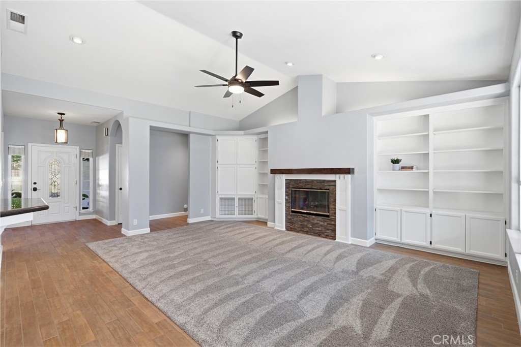 4 Stratford Way Property Photo 2