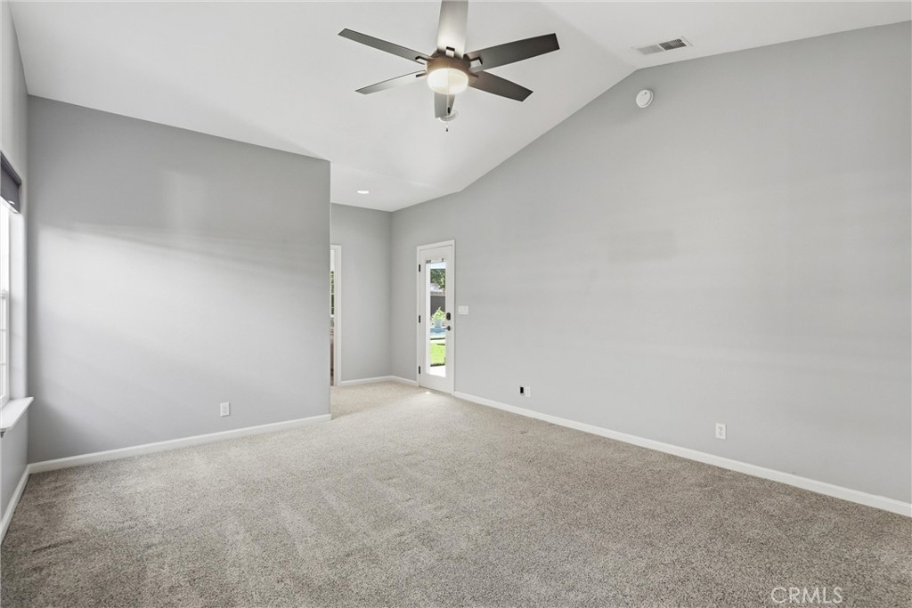 4 Stratford Way Property Photo 30