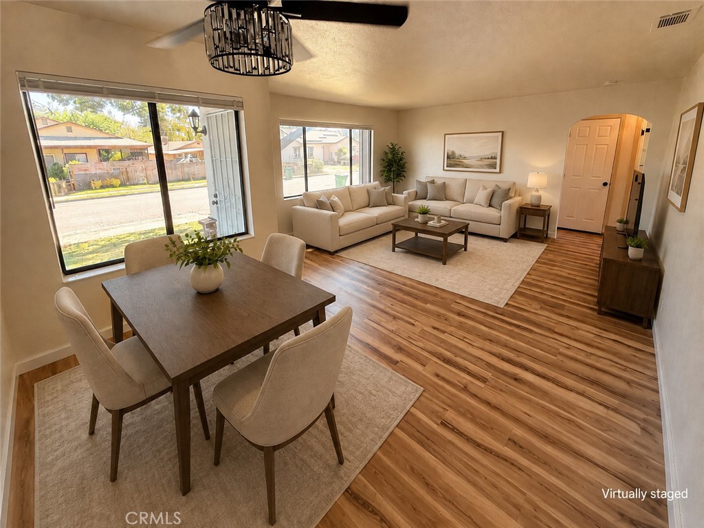 232 Plumas Street Property Photo 6