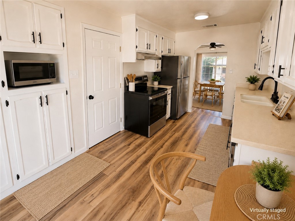 232 Plumas Street Property Photo 10
