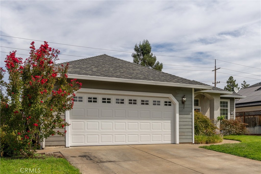 1464 Lucy Property Photo 3