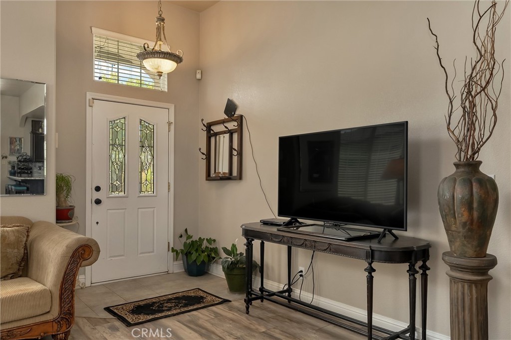 1464 Lucy Property Photo 5