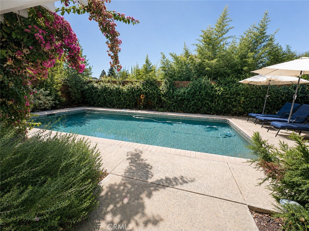 1937 Waxwing Property Photo 22
