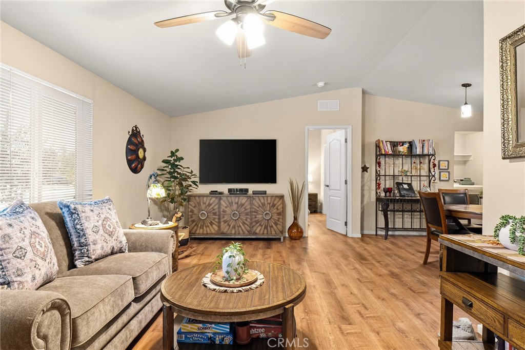 6633 Dolores Drive Property Photo 10
