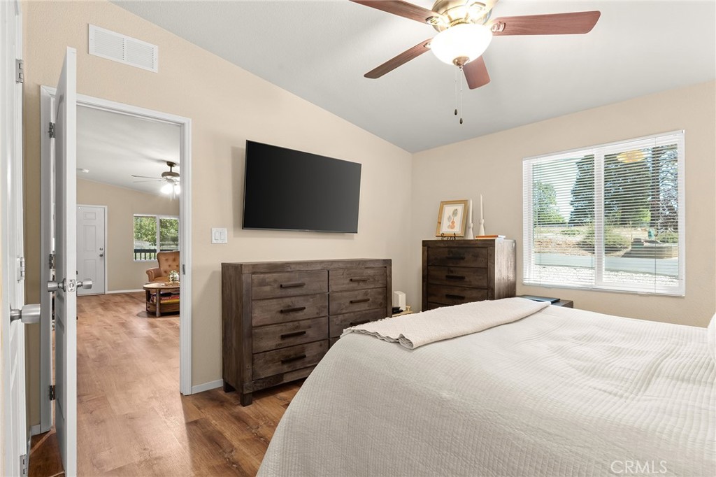 6633 Dolores Drive Property Photo 19